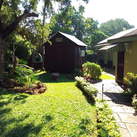 Buffalo Street Cottages Malalane Exterior photo